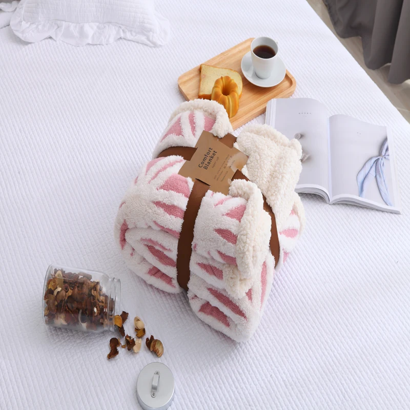 Soft Cover Blanket For Adult Casual double-deck Blanket High Quality Home Blanket Home Textile Supplies