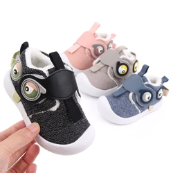 Meninos meninas quente primeiros caminhantes infantil forro de lã tênis macio berço antiderrapante sola dos desenhos animados sapatos animais casuais prewalker sapatos