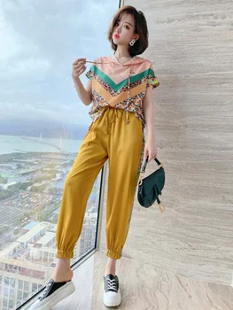 

Geometric Trend Printed Hooded Short-Sleeved Top + Lace-up Casual Pants Suit Women's Fashion Summer New Style