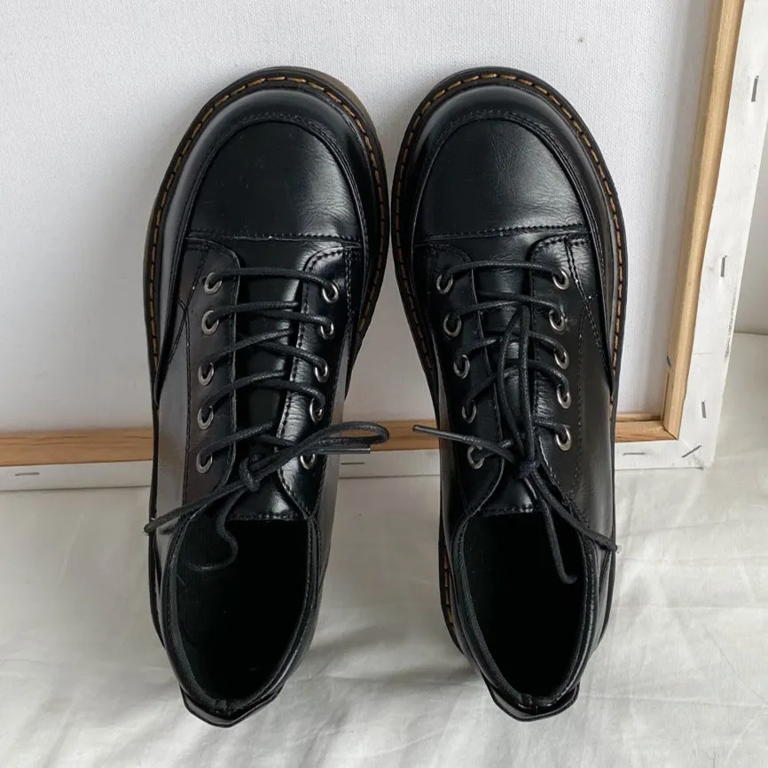 SLHJC primavera zapatos informales Oxford estilo Inglaterra zapatos de cuero de tacón bajo del dedo del pie redondo de encaje de las mujeres Retro zapatos Oxford