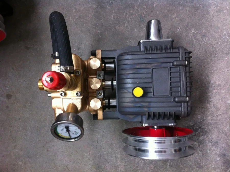 Cleaning machine component high-pressure piston pump high pressure copper plunger pump pressure 70-90bar 1000psi