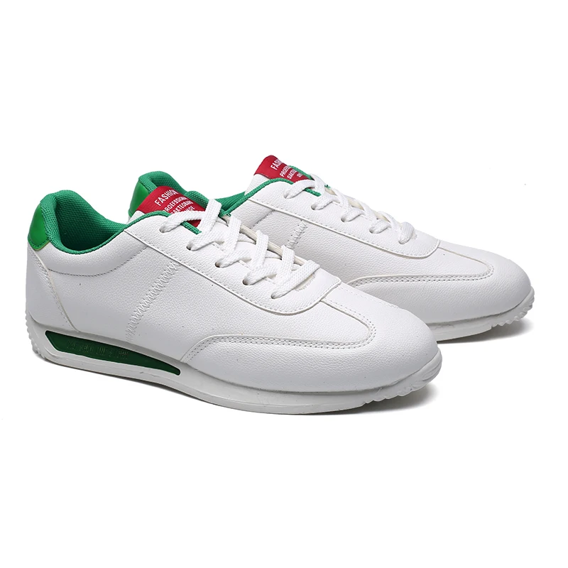 New Fashion Sneakers for Men's Classic Canvas Skateboarding Shoes Ultra Light Women Sports Shoes Zapatillas Hombre Deportiva