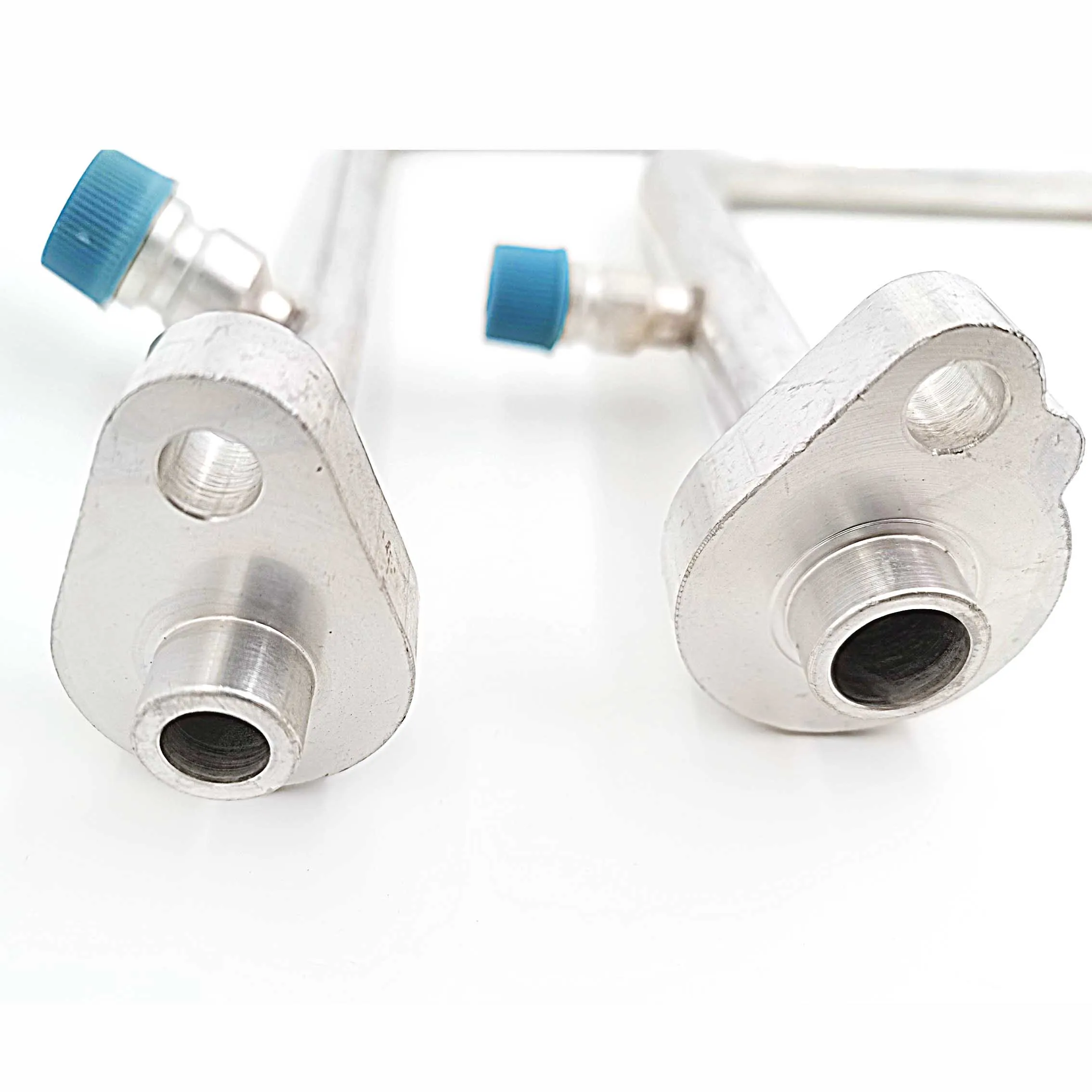 Auto Air Conditioning Pipe Fittings Volvo Excavators AC Compressors High/Low Side Hoses Aluminum Joints R134a Refrigerant Valves