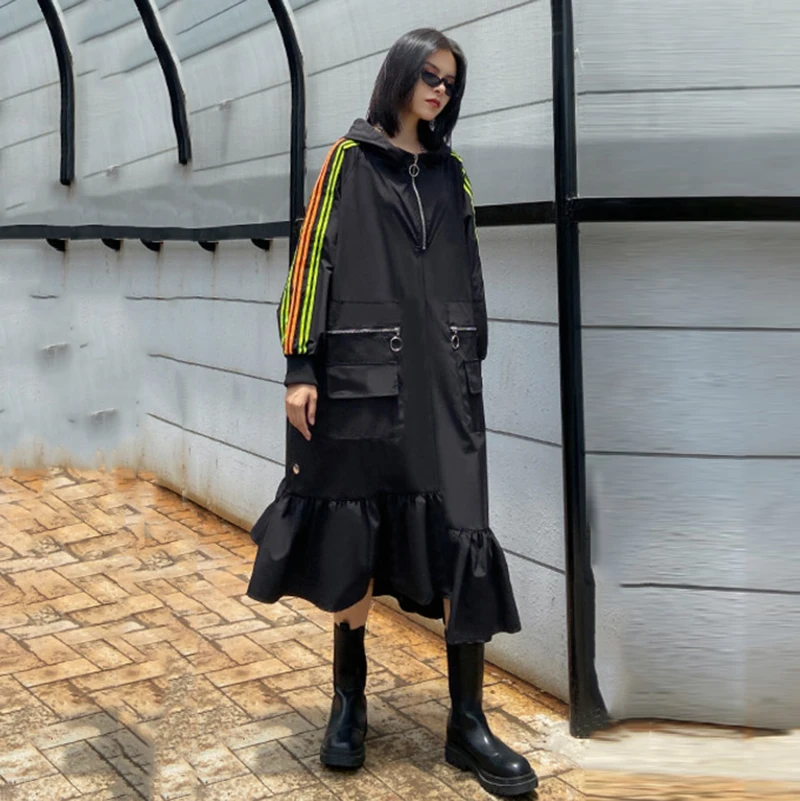 [EAM] Women Black Striped Ruffles Long Big Size Long Dress New Hooded Long Sleeve Loose Fit Fashion Spring Autumn 2020 1DA229
