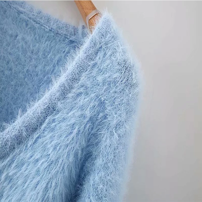 New Women Winter Blue O-Neck Plush Floret Knitted