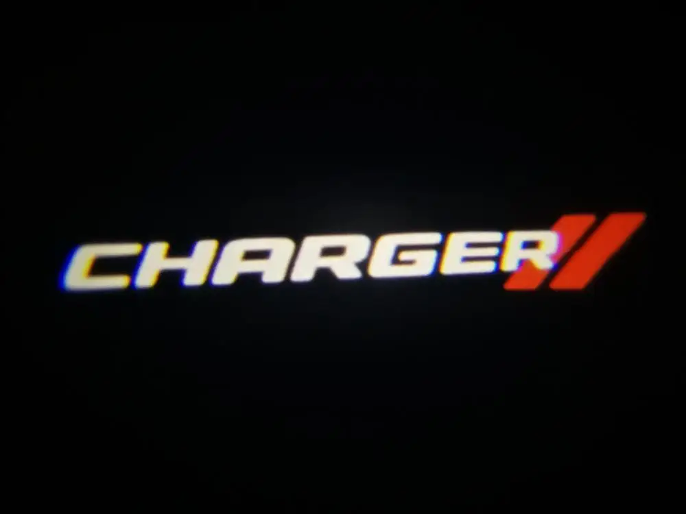 A15 YY 2 шт. для Dodge Зарядное устройство Автомобильный светодиодный логотип светильник дверные лого любезно светильник для Dodge Зарядное устройство SRT ведьма GT R/T SE SXT DAYTONA - Испускаемый цвет: A15