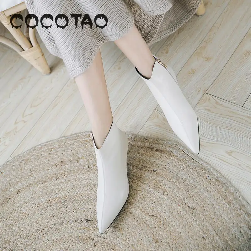 

Autumn Short Boots Female 2019 The New Joker Fashion Pointed Fine With White Leather Boots Naked Little Girl Women Winter Boots