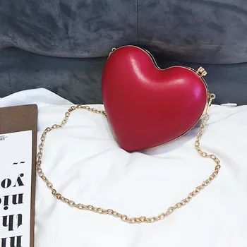 

2019 New Fashion Cute PU Litter Red Heart Bag Cartoon Creative Black Shell Bag Flash Style Beautiful Backpack children girl bag