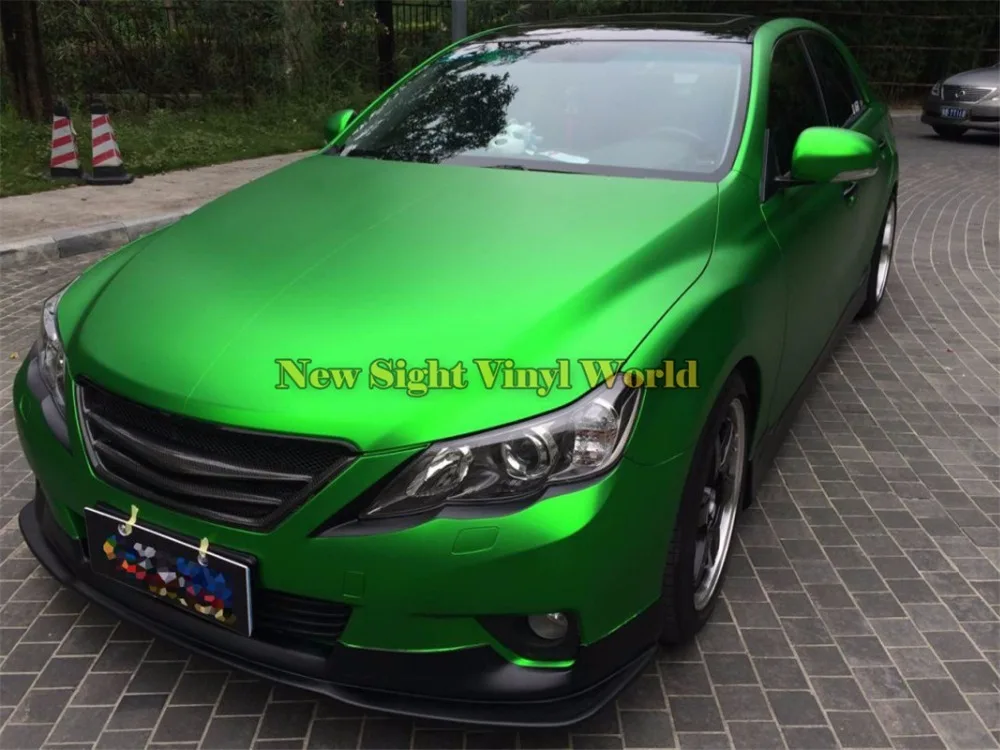 Matte-Satin-Metallic-Green-Vinyl-Wrap-Roll (28)
