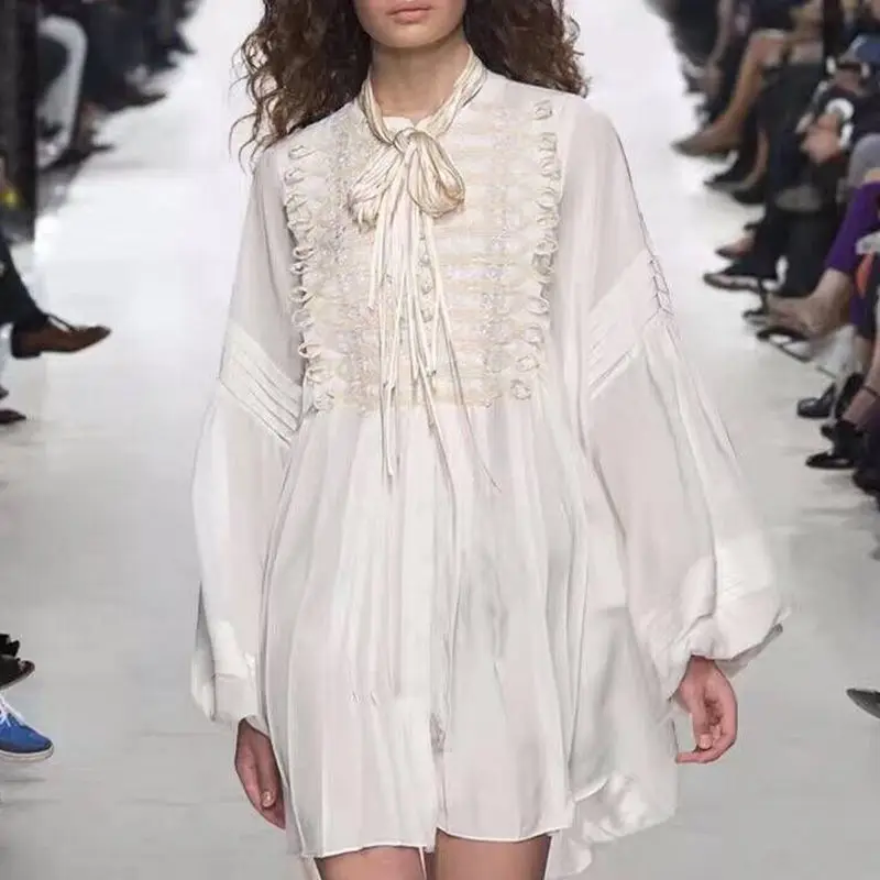 

Autumn New Embroidery Lace Vintage Dress Female Lantern Long Sleeve Stand Collar Party Dresses