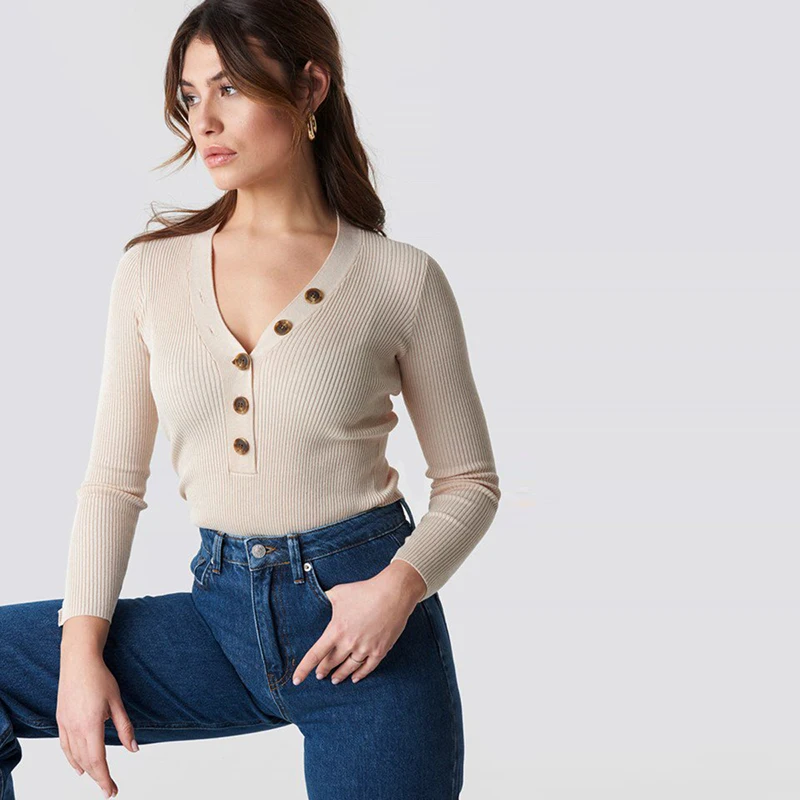 Женский трикотажный свитер на пуговицах с V-образным вырезом | Женская одежда