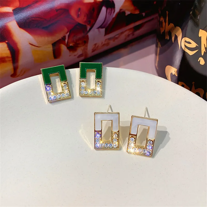 

Vintage Female Square Zircon Stud Earrings Fashion Silver Color White Green Stone Earrings Unique Style Party Wedding Earrings