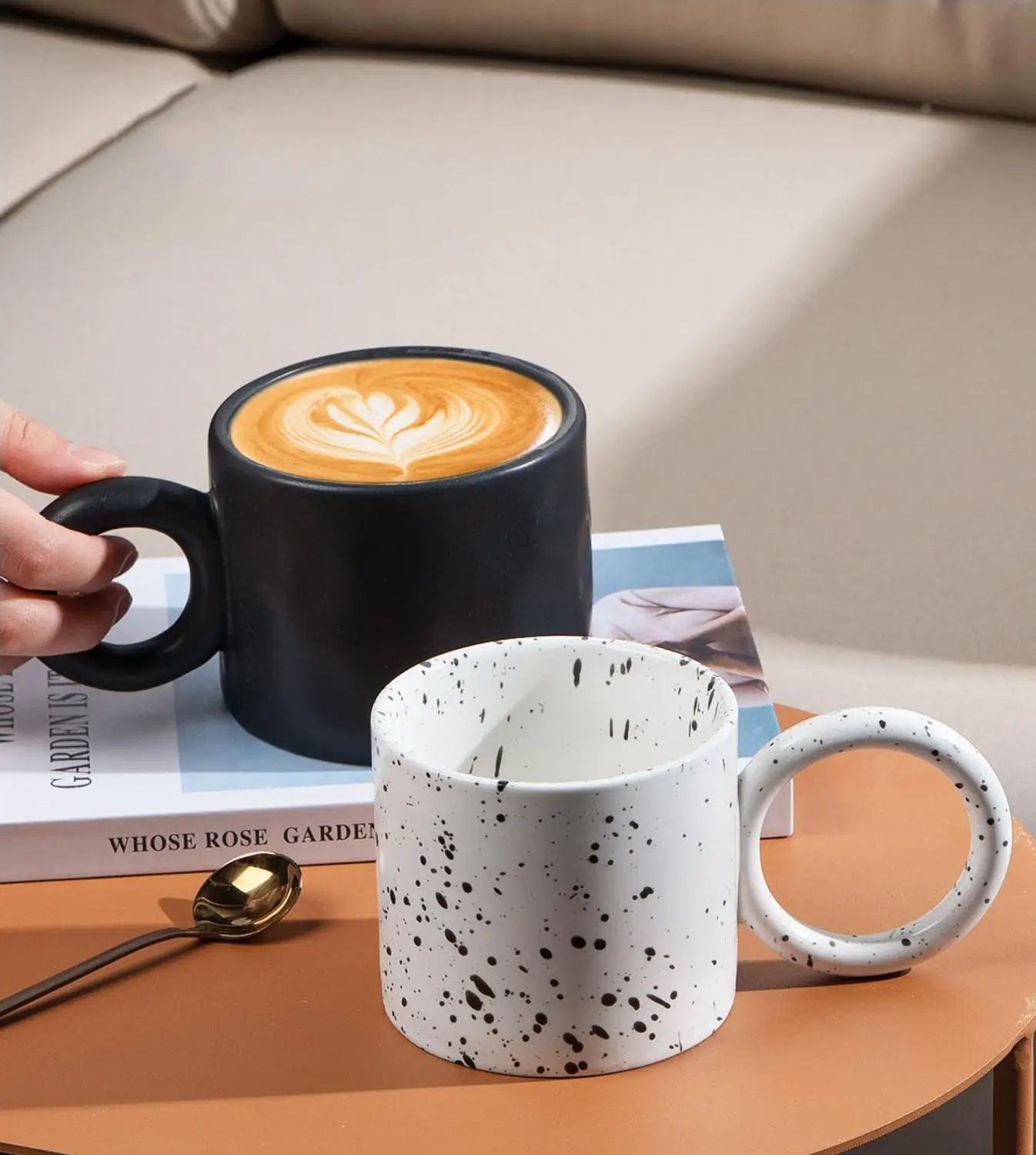 

Nordic Big Ear Handle Ceramic Coffee Tea Mug Household Water Milk Cup Breakfast Large Capacity Microwave Use