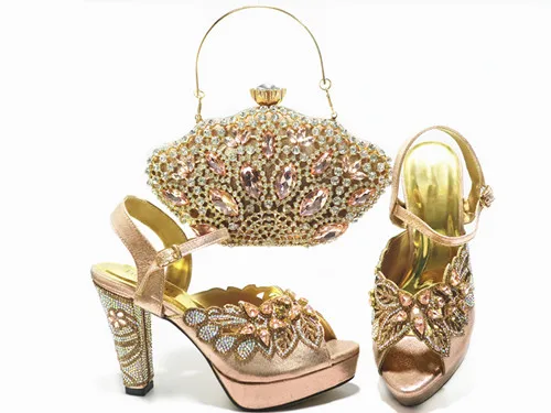 GL1031  颜色：香槟色 价格：205 码数38-43 跟高10厘米