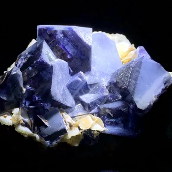 

306.7gNatural dark purple fluorite, crystal mineral specimen