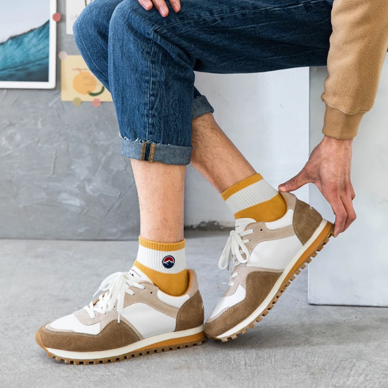 Men's Fashion Cotton Massage Bottom Socks Exquisite Embroidery Colorful Boat Shallow Breathable Sweat-absorbent Male Sport Socks