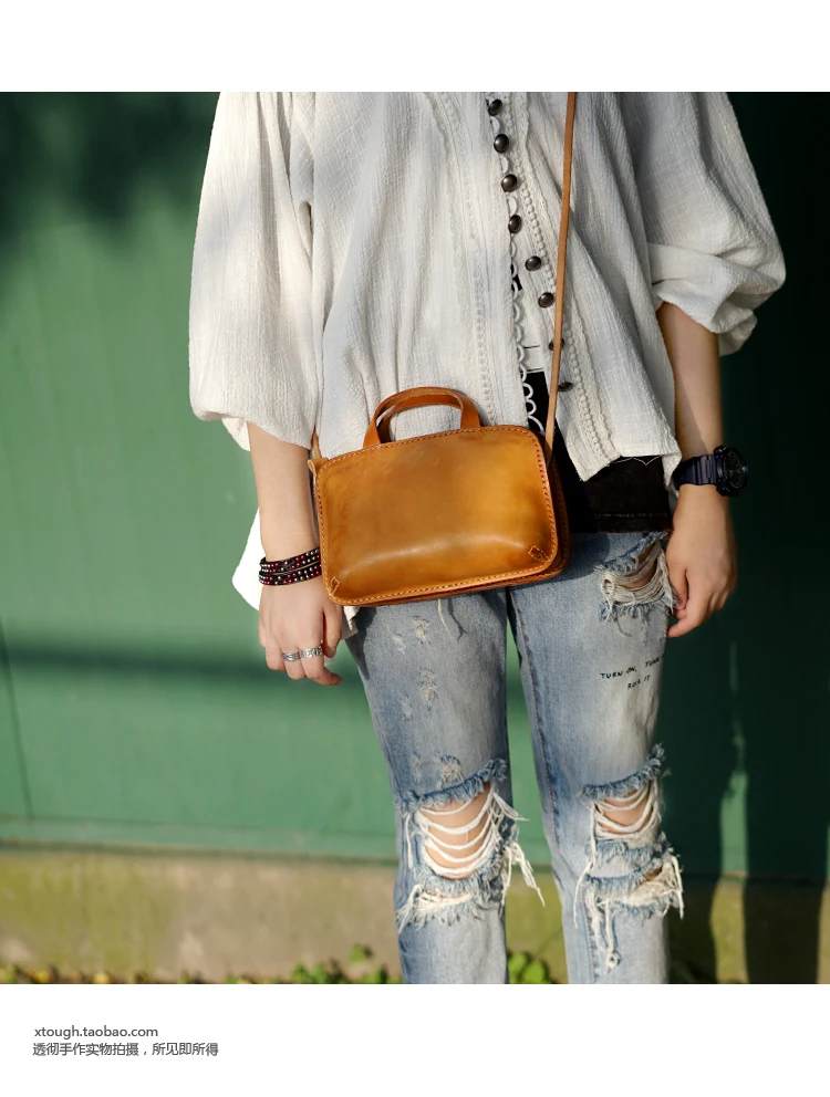 Retro genuine leather women handbag female small shoulder crossbody bag portable ladies vegetable tanned leather mini slung bags