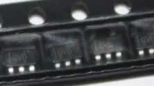100% новый Бесплатная доставка tlv70233 tlv70233dbvr tlv70233dbvt tlv70232dbv SOT23-5
