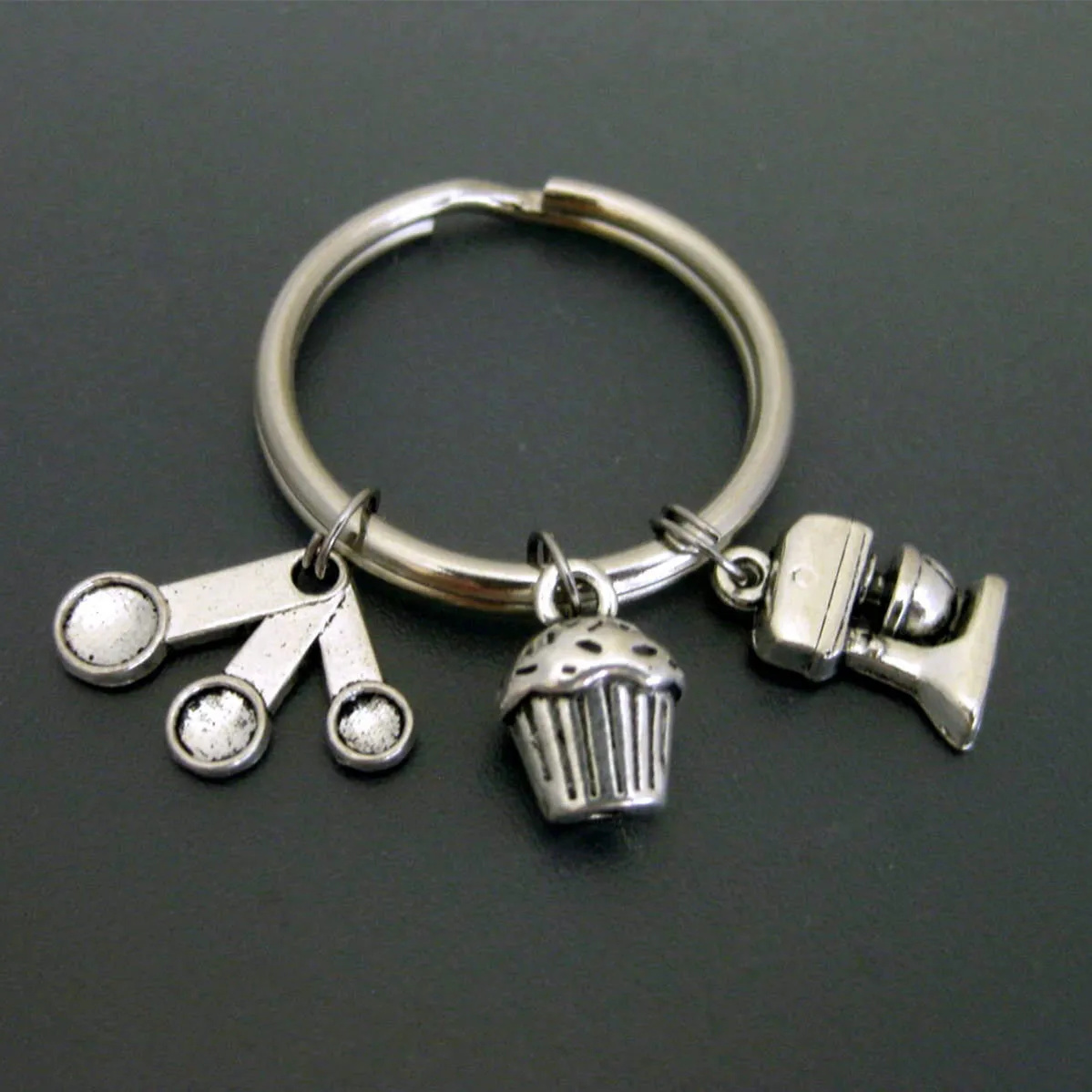 

1pc Gift Cooks Chefs Baker Keychain Measuring Spoons Key Ring Key Accessories Kitchen Key Chains Baking Jewelry