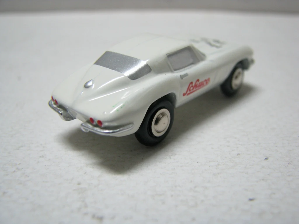 Ее PA 1: 87 Chevrolet Corvette сплав игрушка автомобиль игрушки для детей литья под давлением модель автомобиля подарок на день рождения