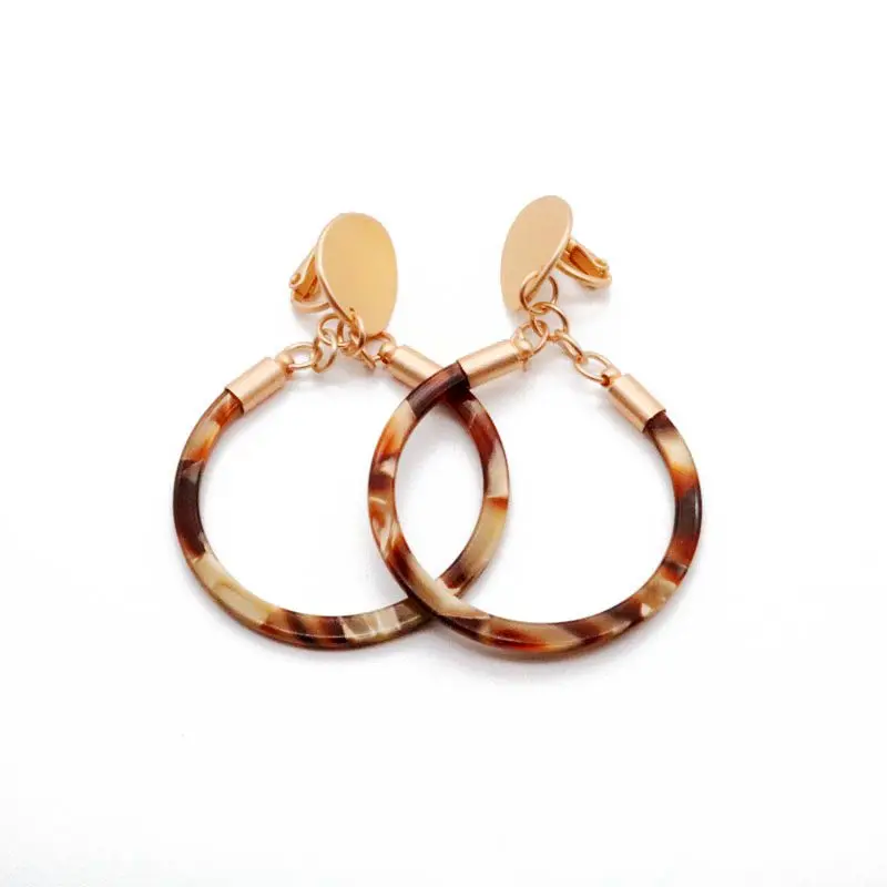 

Free Shipping Round Resin Simple Design Clip Earring
