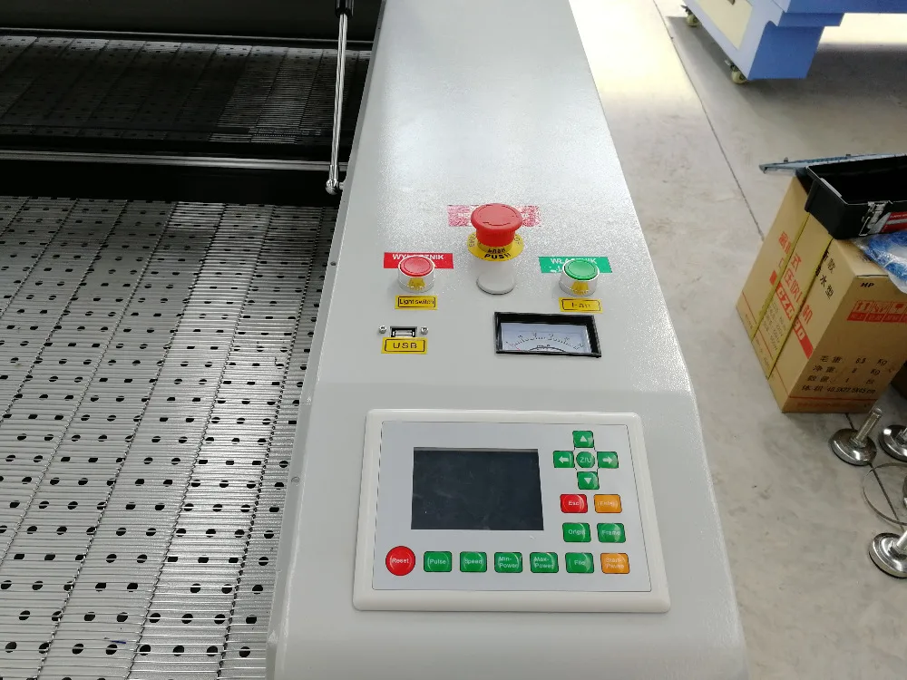 CNC автоматическая подача co2 лазерный аппарат цена кожа резки машины