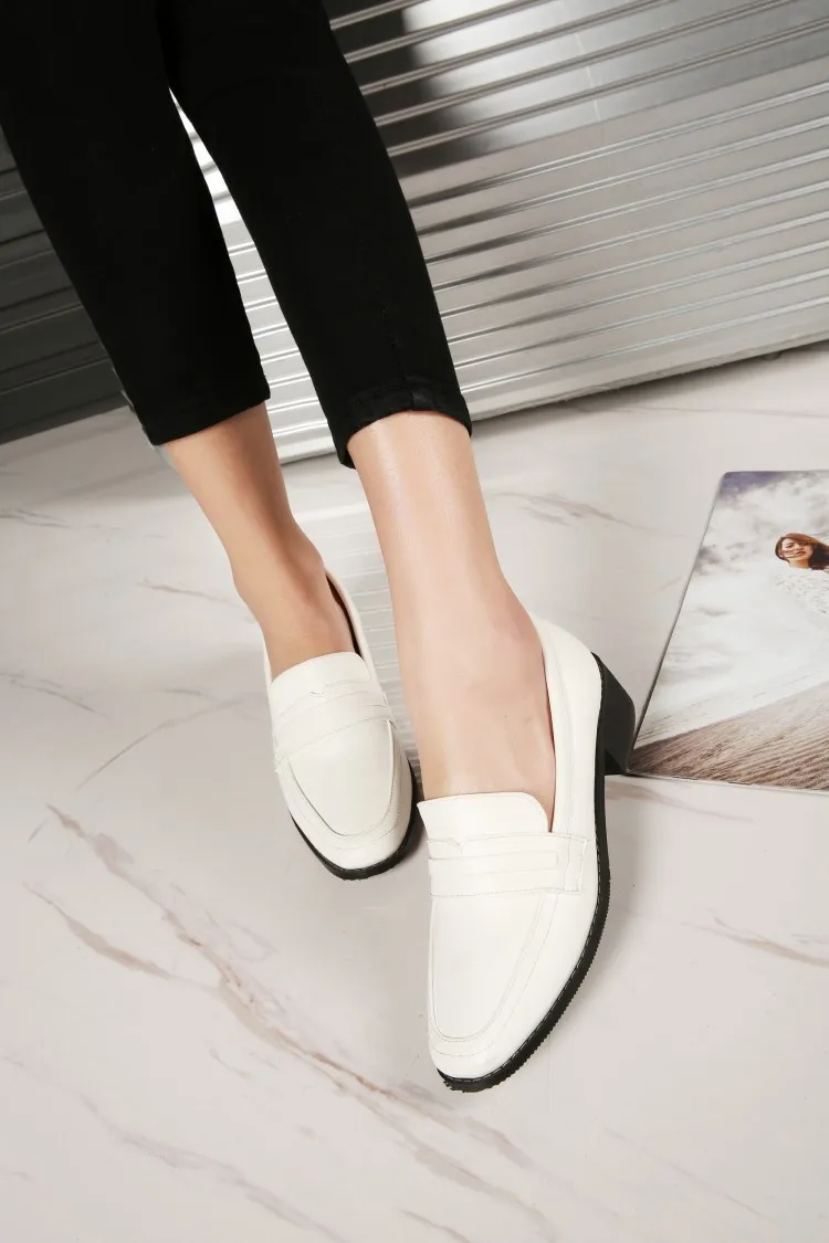 12143032469_1390563750