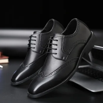 

Spring Men Casual Leather Shoes Luxury Classic Men Dress Shoes Men's Brogue Oxford Formal Wedding Shoes Zapatos De Hombre