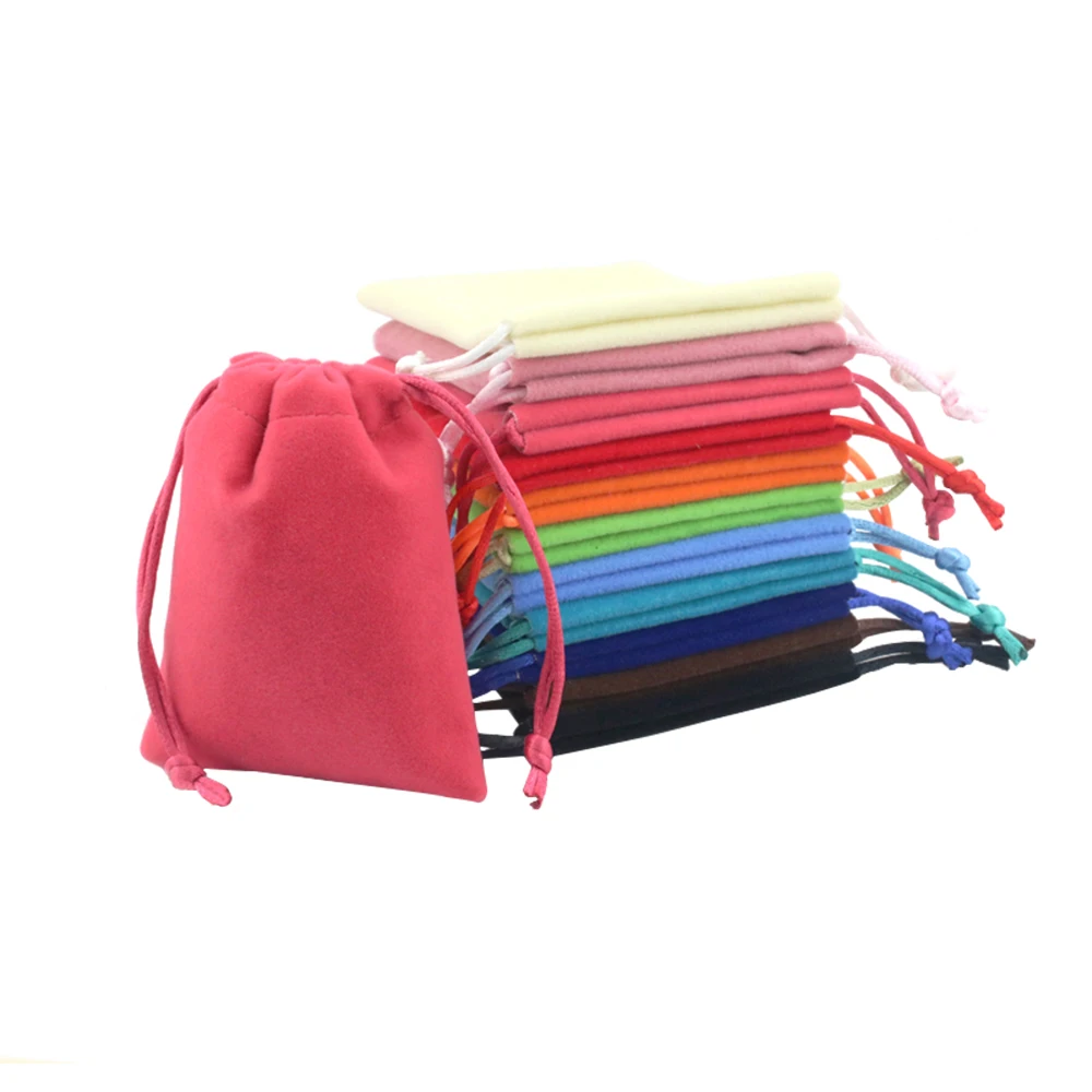 50pcs Soft Velvet Drawstring Bag 8x10cm Jewelry Packaging Small Makeup Velvet Pouch for Wedding Favor Gift Bags Can Personalized