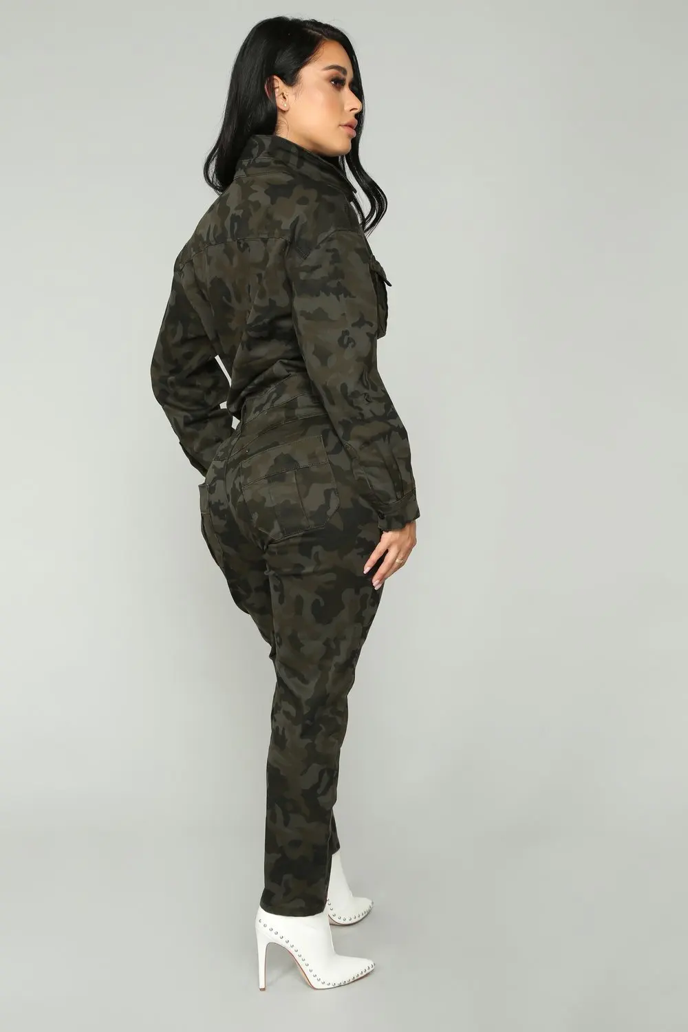 06-14-18_studio_1_API3003_Camo