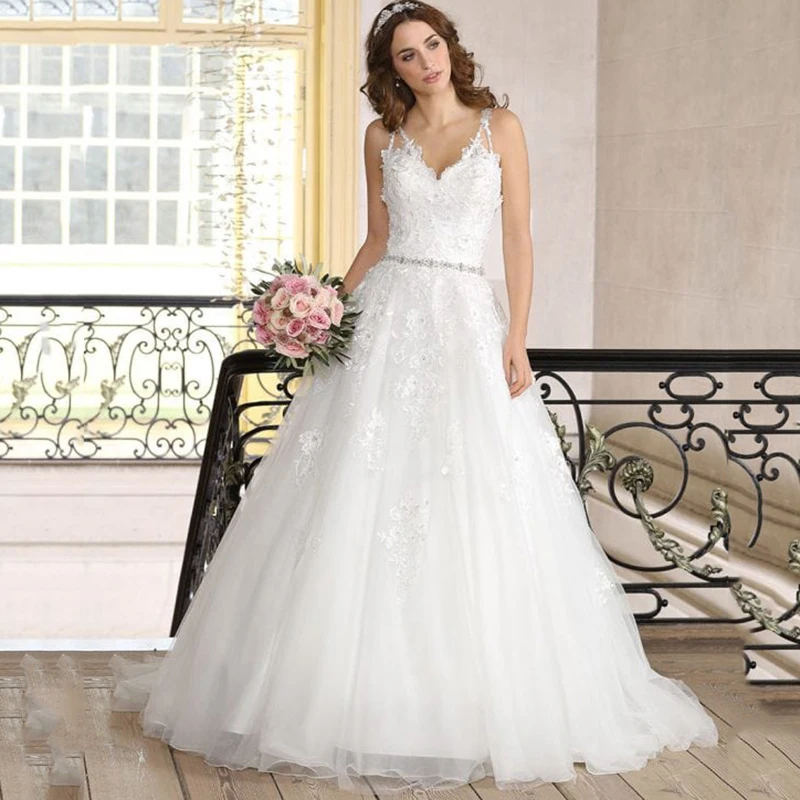 

Modest A Line Princess Wedding Dress With Lace Appliques Beaded Waist Hollow Backless Bridal Gowns With Court Train