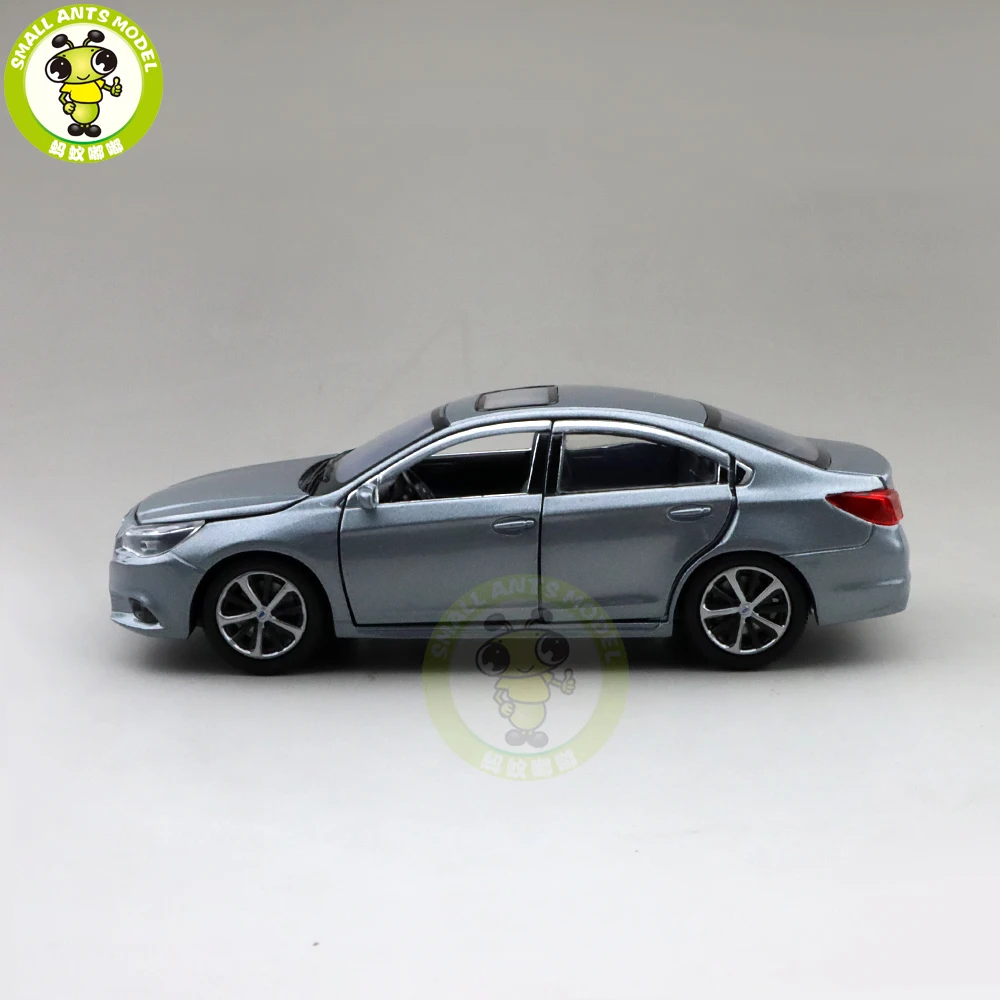 1/32 Jackiekim Subaru LEGACY литая под давлением Модель автомобиля игрушки Детский звуковой светильник вытянуть назад Подарки