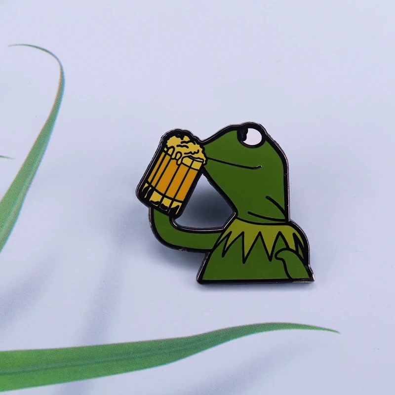 Kermit питьевое пиво эмалированная булавка Sad Pepe брошь с дизайном «лягушка» не мой бизнес смешной значок поп интернет мема поклонников аксессуаров
