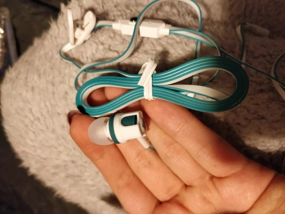 21D6AF58-3FB6-4ab2-A534-1FF39022BC98