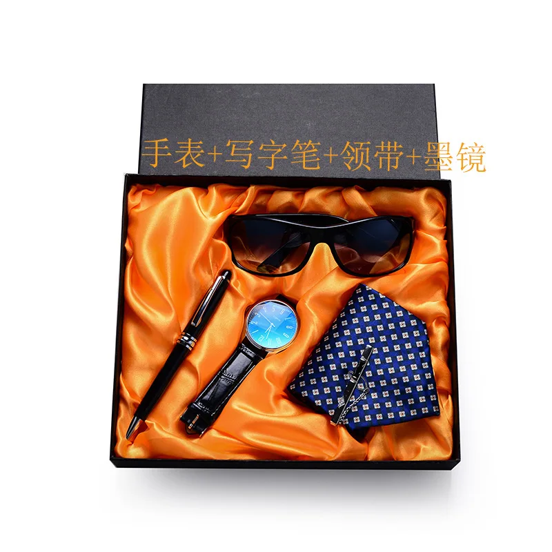 8940186331_644453336