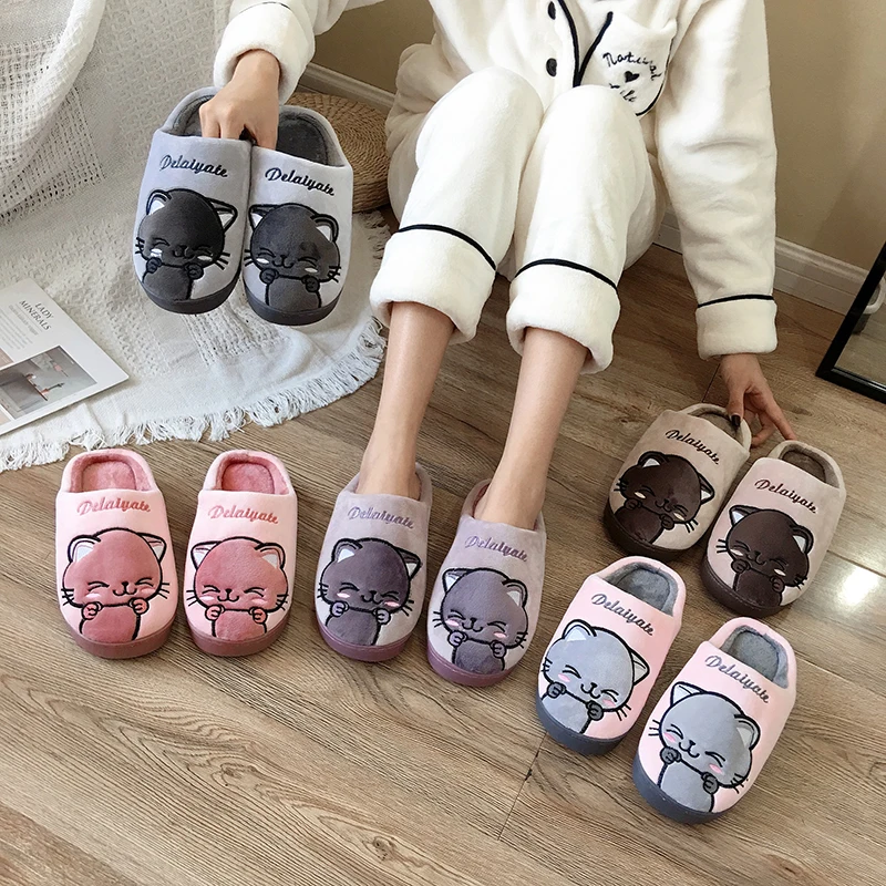 

Luxury Slides Shoes Women Ladies' Slippers Low Heeled Mules Pokemon Plush Flock Designer Soft House 2019 Fur Flat Rubber