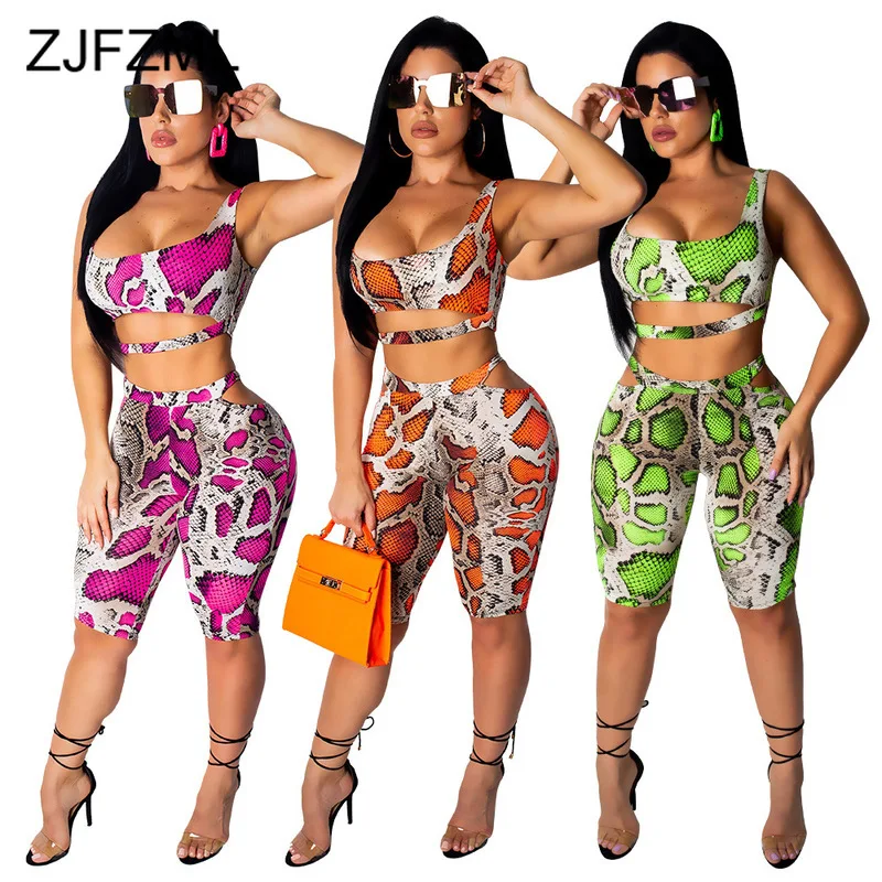 

Serpentine Print Sexy Two Piece Tracksuit Women Clothes Tank Crop Top And Bodycon Shorts Suits Streetwear 2 Piece Matching Sets
