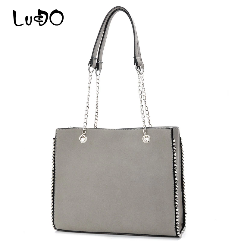 

Fashion Big Capacity Chain Rivet Women Casual Tote Bags 2019 Luxury Handbags Vintage Designer Shoulder Messenger Bag Sac A Main