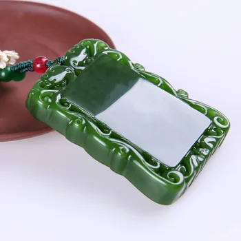 

Xinjiang and Tian Biyu pendant couple send friends to bring their own