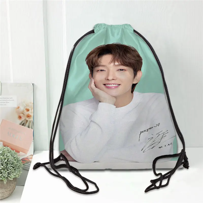 

Custom LEE JOON GI Printing Drawstring Backpack Shoe bag Travel Beach School Multi-function Satin Drawstring Bags
