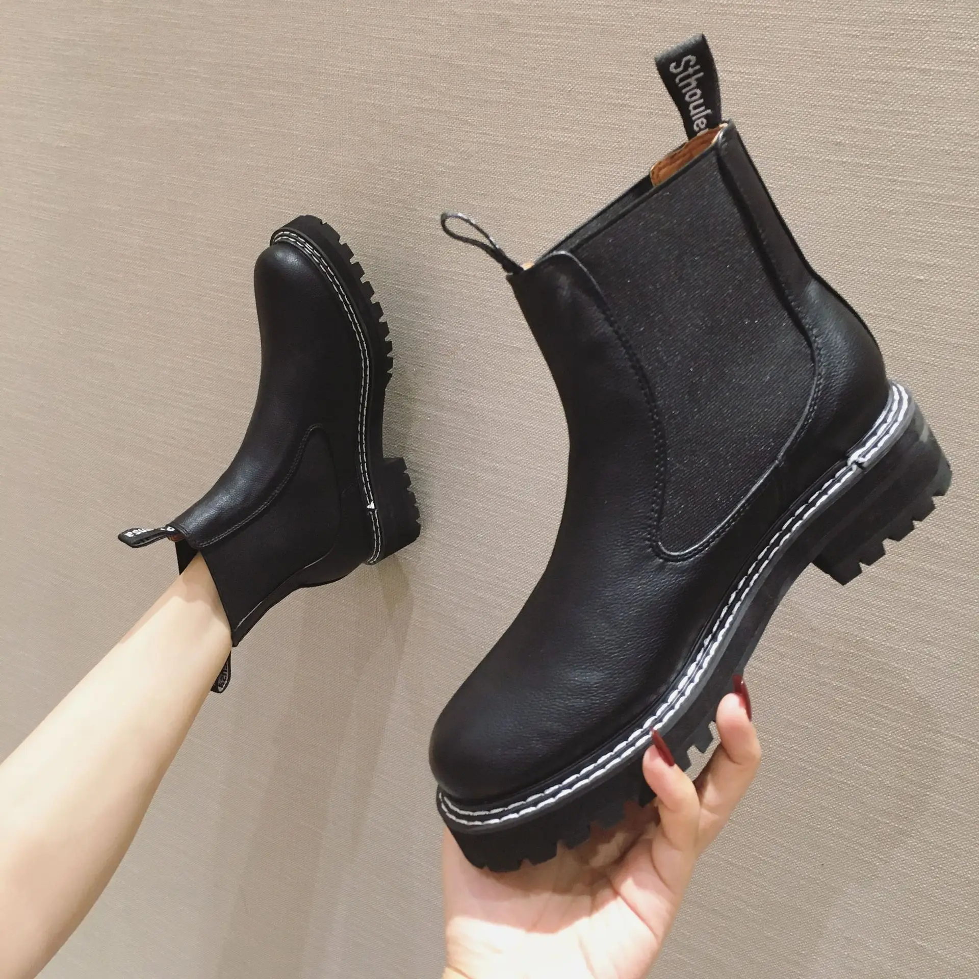 

Bootee Woman 2019 Women's Ankle Boots Winter Shoes Clogs Platform Round Toe Lace Up Booties Ladies Low Rubber Med Autumn Rock