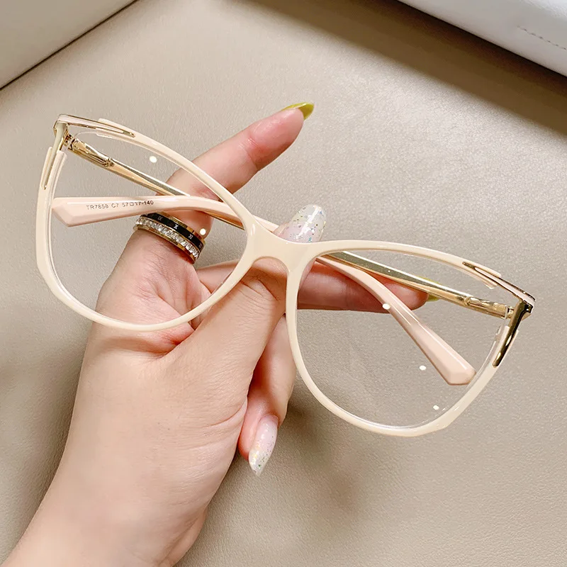 

New Blue Blocking Women Reading Glasses with Cat Eyes Frame Design Vintage and Fashion Anti Blue-Ray for Young Ladies