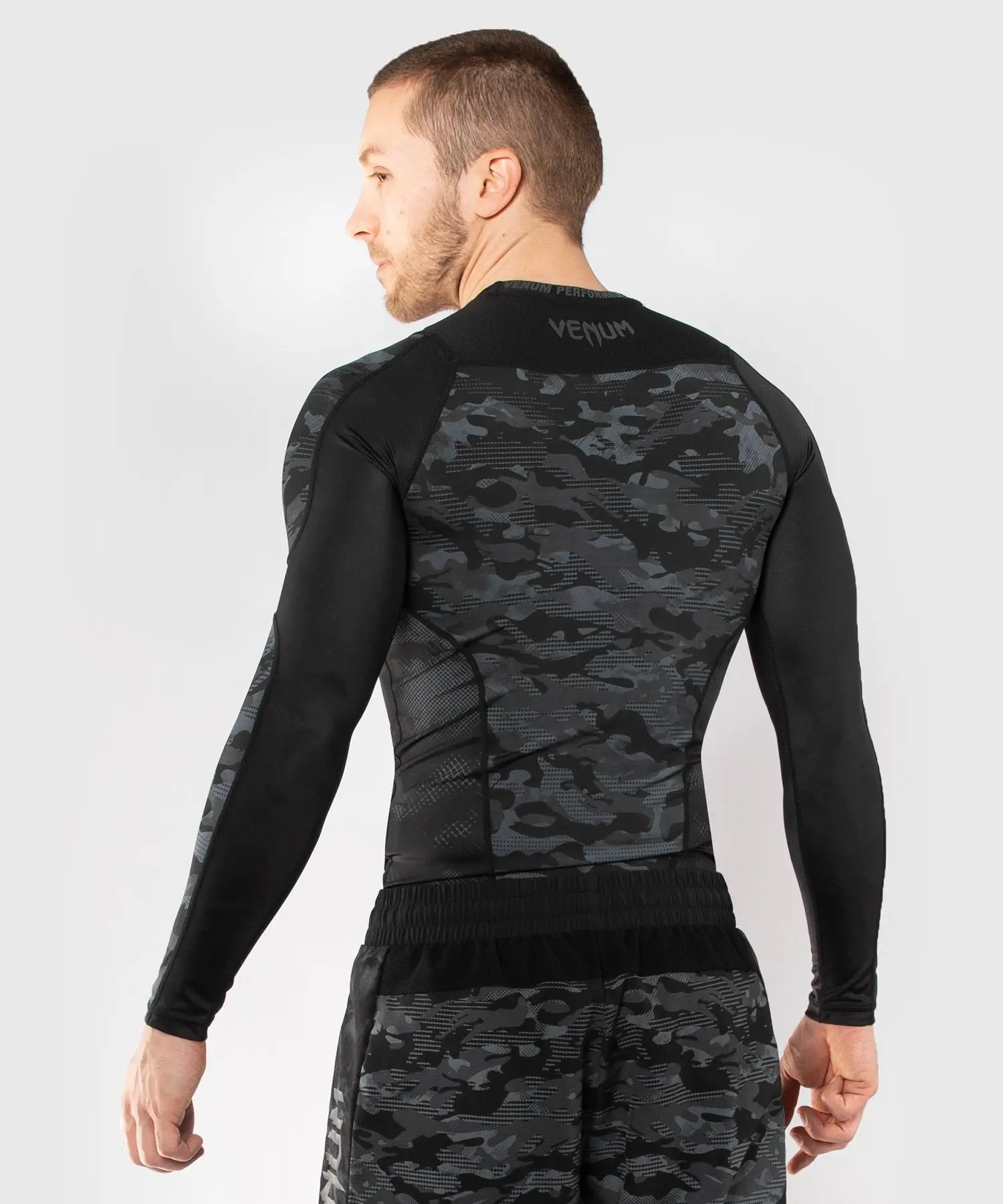 Venum defender rashguard long 