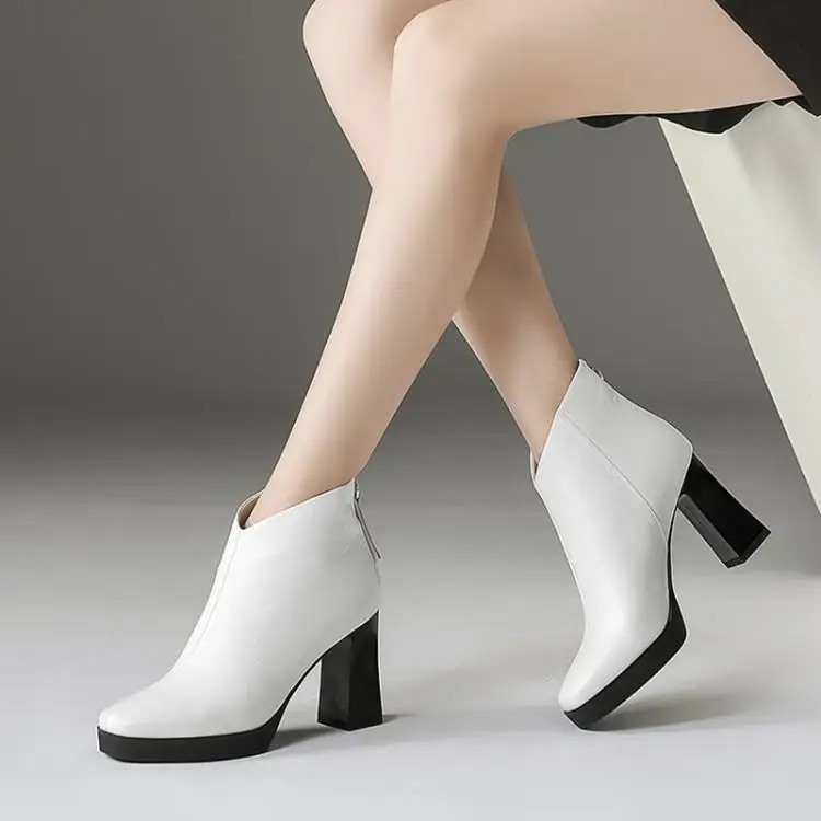 

Female winter leather thick with waterproof zipper in the spring and autumn after platform heels single head layer cowhide boots