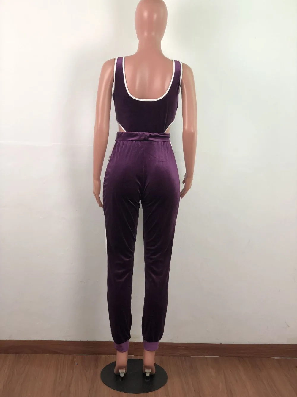 12076468429_2132539483