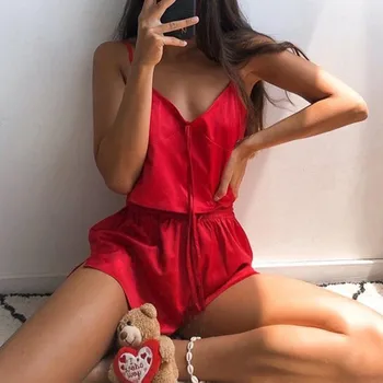 

Pyjamas Women Sexy Lingerie Fashion Women Sexy Solid Sleeveless Nightwear Tops Shorts Sleepwear Sets pijama mujer пижама женская