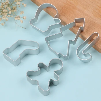 

5pcs/set Christmas Cookie Cutter Tools Stainless Steel Gingerbread Men Shaped Holiday Biscuit Mold Kitchen Cake Decorating Tool