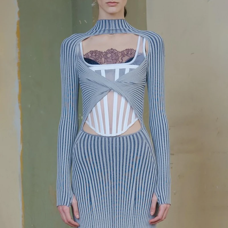 H0885057021984b8db63da5837b4e5038v