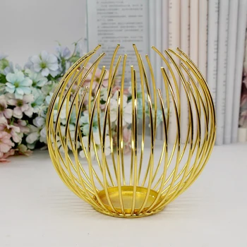 

Creative Scandinavian Style Lightweight Candlestick Table Romantic Candlelight Dinner Props European Style Wedding Candle Holder