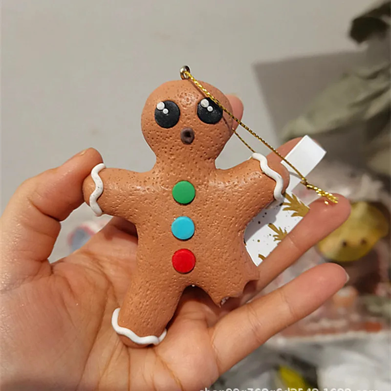 

2PCS 10cm Exquisite workmanship Disney Christmas Gingerbread pendant collection exported to USA